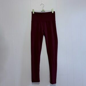 Manduka High Waisted Burgundy Leggings Size Medium